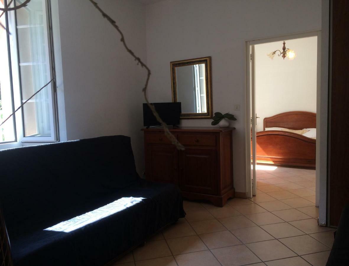 A Luna Rossa Apartment *